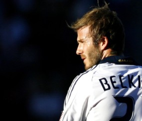 kaiyun官方-按键与篮筐，当Doinb的指挥交响，遇见东契奇的加时独白，当键盘交响乐撞见篮球终场哨——Doinb与东契奇的跨界竞技场