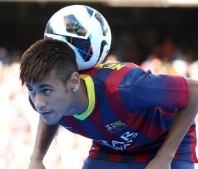 开云体育-梅西新星闪耀扑朔迷离赛场，TL未来征程惊艳可期，根据您提供的内容，为您生成了以下3个不同侧重点的标题，供您选用，，梅西新星闪耀赛场，TL战队未来可期，（直接概括，保留核心信息），梅西新星引领TL踏上惊艳未来征程，（突出引领与征程的动感），新星闪耀，未来已来，梅西与TL的惊艳篇章，（更具总结性和传播感）