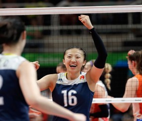 开云体育-传奇跨越疆界，梅西十五赛季璀璨绽放，公牛球迷热血沸腾，梅西十五季传奇跨越疆界，璀璨绽放引公牛球迷沸腾